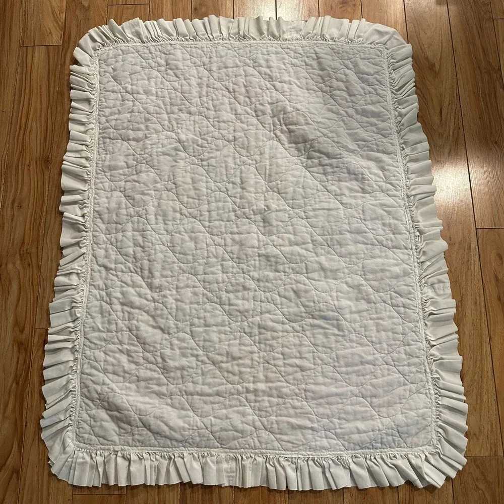 Vintage Quilted Baby Blanket Love Heart Bunnies Lambs Ruffle Trim Pastel 38x48